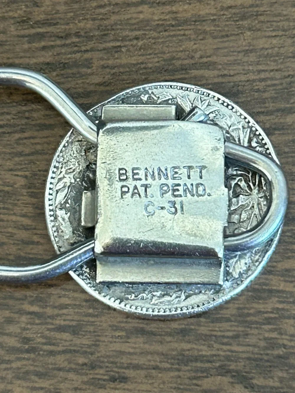 VINTAGE SWITZERLAND HELVETIA SILVER COIN BENNETT PAT PEND C-31 KEYRING KEYCHAIN